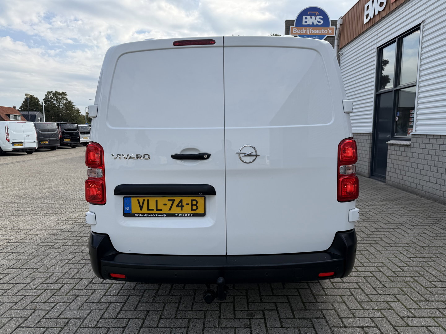 Opel Vivaro 2.0 CDTI L3H1 Edition / vaste prijs rijklaar € 11.950 ex btw / euro 6 / bpm vrij / lease vanaf € 201 / airco / cruise / navigatie / achteruit rijcamera / trekhaak / pdc
