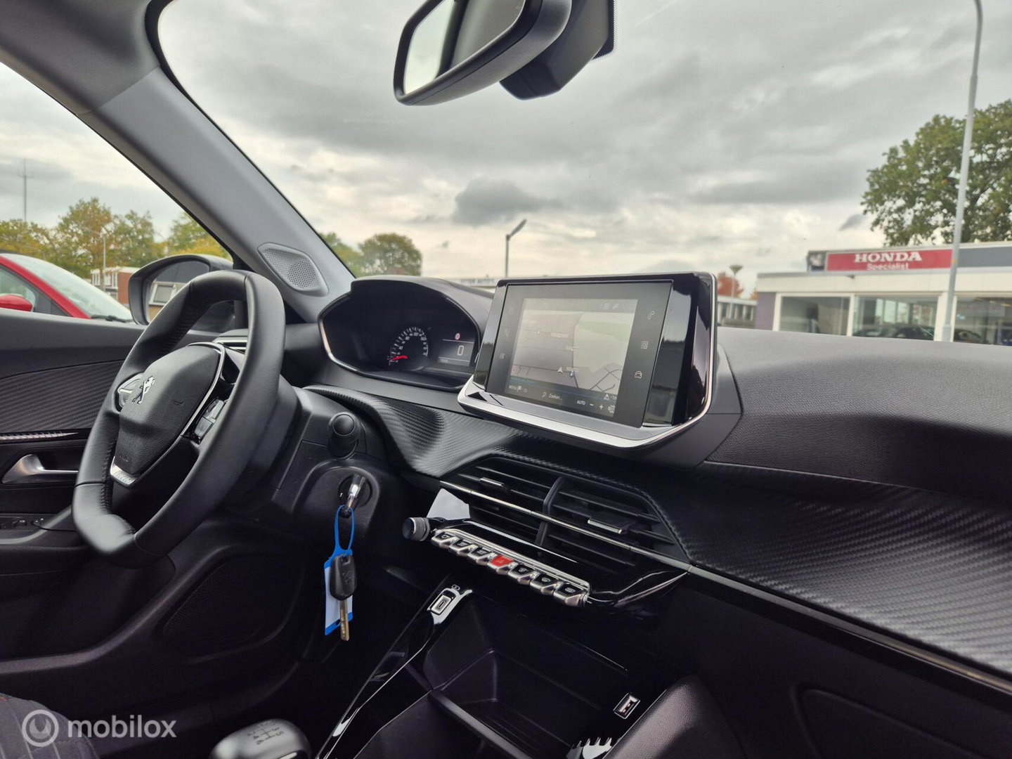 Peugeot 2008 1.2 PureTech (130 PK), Dealer onderhouden, NAP!
