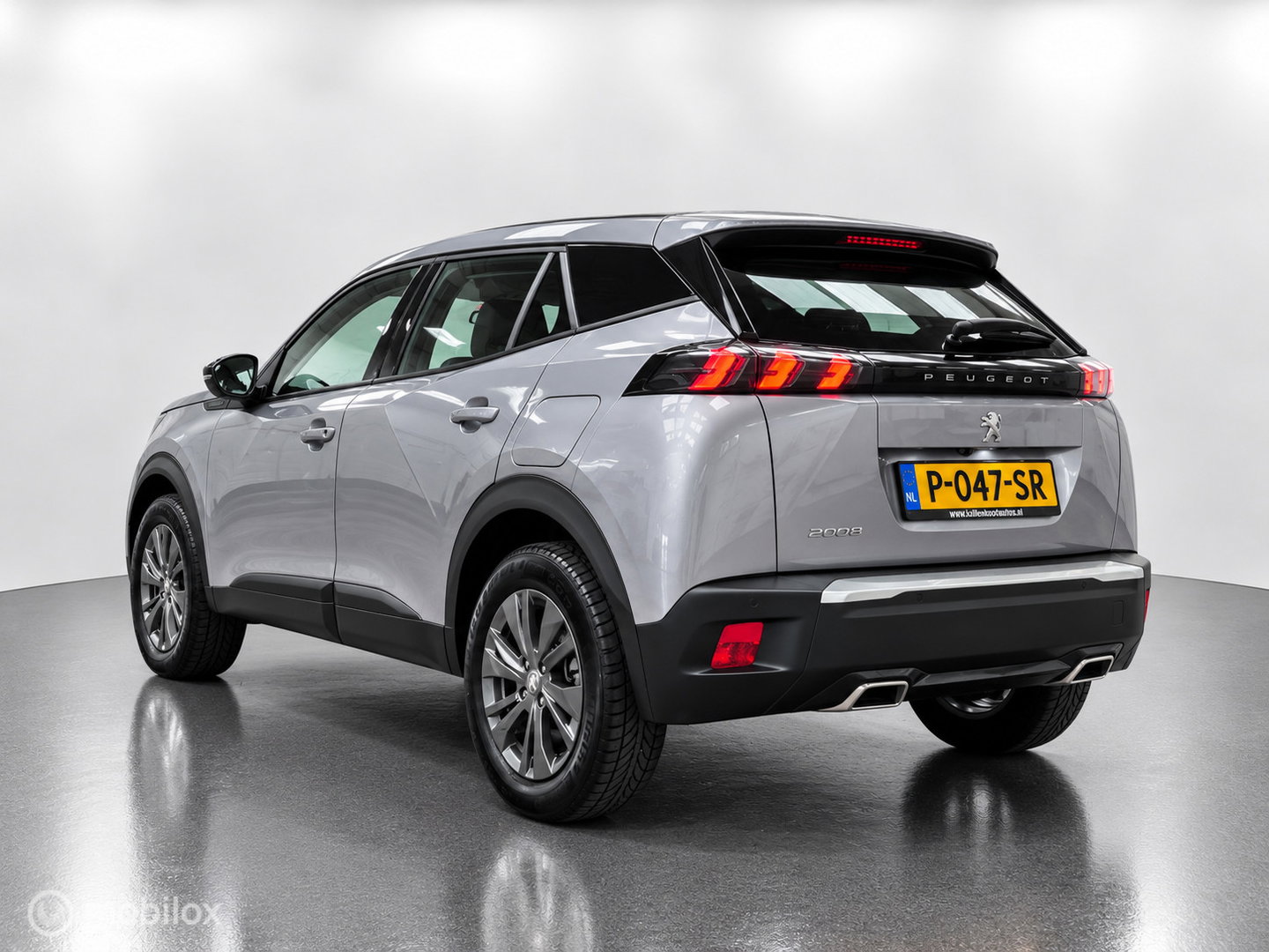 Peugeot 2008 1.2 PureTech (130 PK), Dealer onderhouden, NAP!