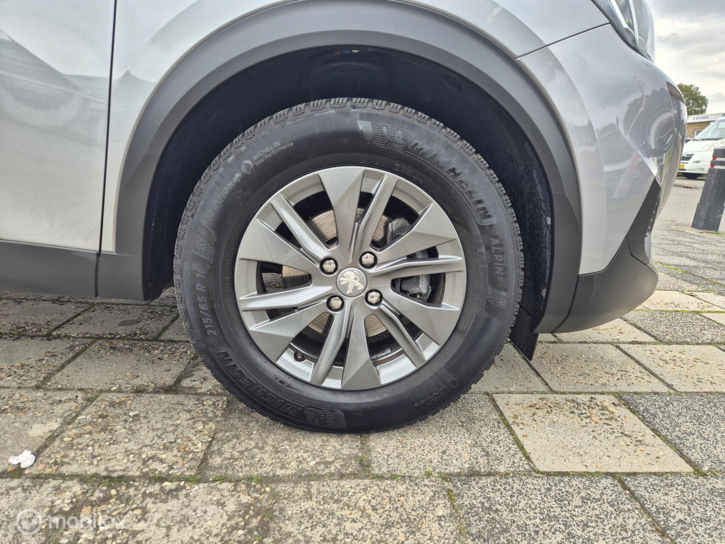 Peugeot 2008 1.2 PureTech (130 PK), Dealer onderhouden, NAP!