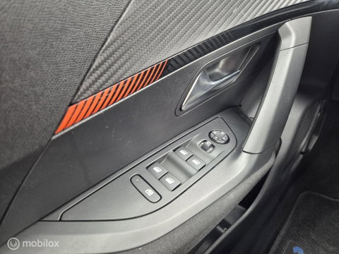 Peugeot 2008 1.2 PureTech (130 PK), Dealer onderhouden, NAP!