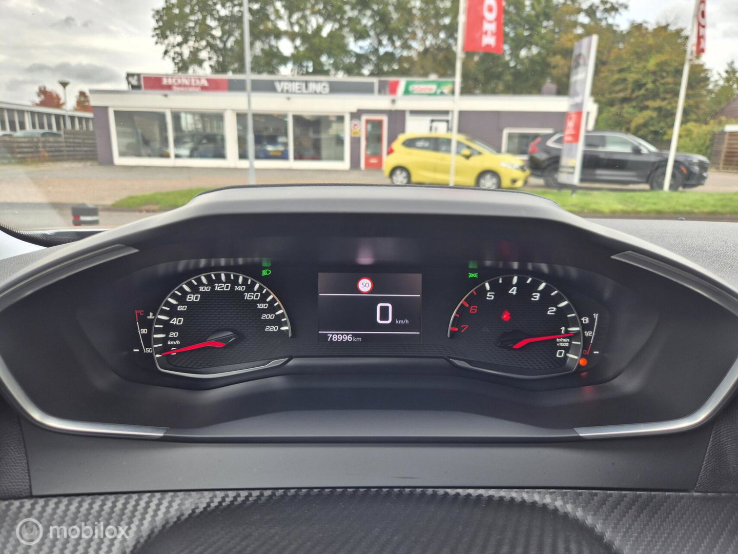 Peugeot 2008 1.2 PureTech (130 PK), Dealer onderhouden, NAP!