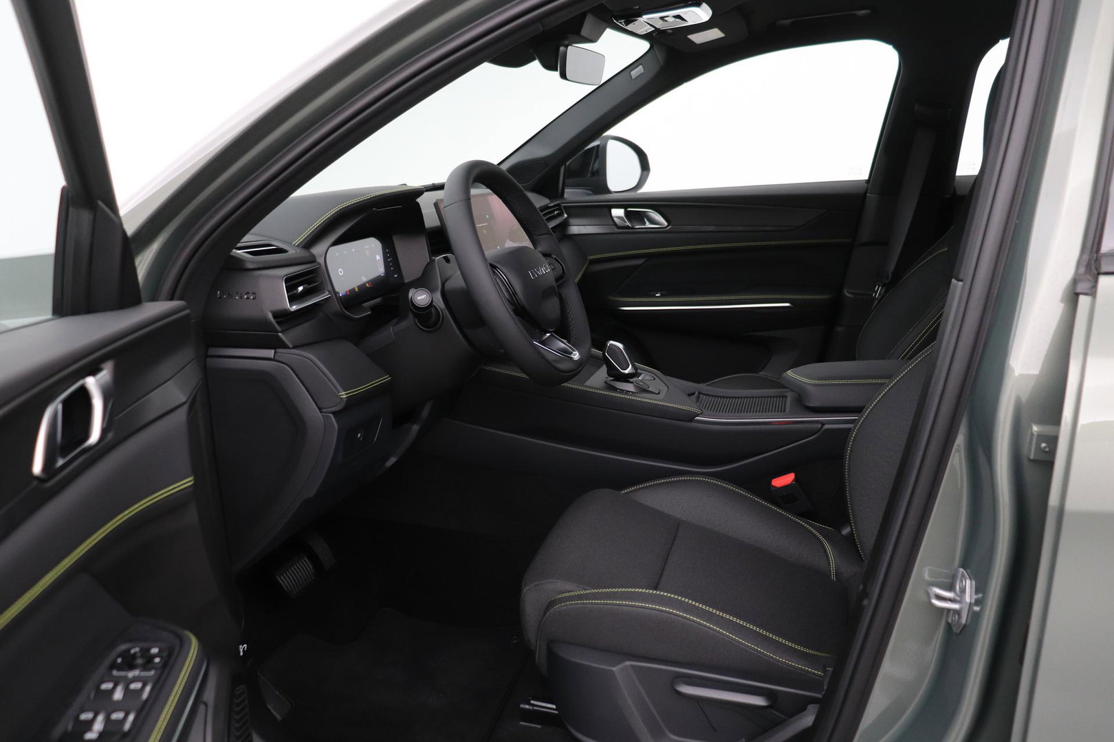 Lynk & Co 01 Lynk&co 1.5 Core | ACC | Camera | Carplay | 19 inch | LED | Draadloos opladen