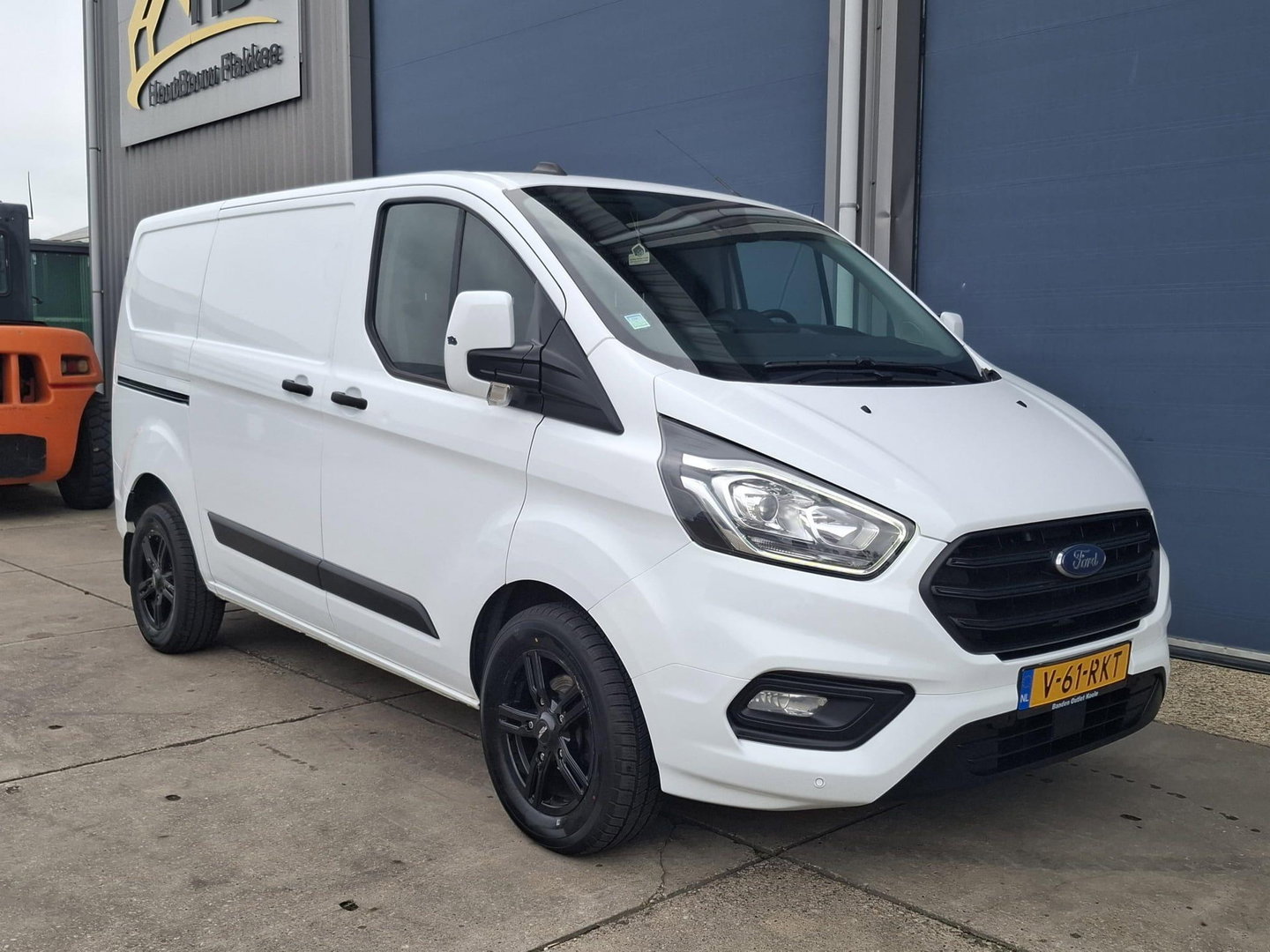 Ford Transit Custom 280 2.0 TDCI L2H1 Trend AIRCO / CRUISE CONTROLE / 3 ZITS / AUTOMAAT / EURO 6