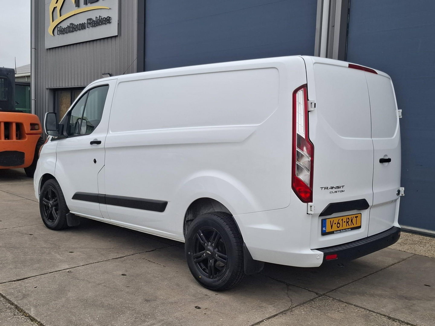 Ford Transit Custom 280 2.0 TDCI L2H1 Trend AIRCO / CRUISE CONTROLE / 3 ZITS / AUTOMAAT / EURO 6