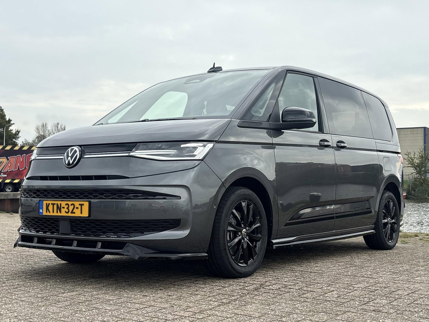 Volkswagen Multivan 1.5 eHybrid Bulli Edition 4Motion | PANO | BODYKIT | 7P | NIEUW | 4x4