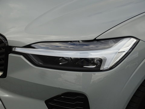 Volvo XC60 T6 357PK AWD / Heico Ed. / 2025 / Head-Up / pano / 360° / NAP