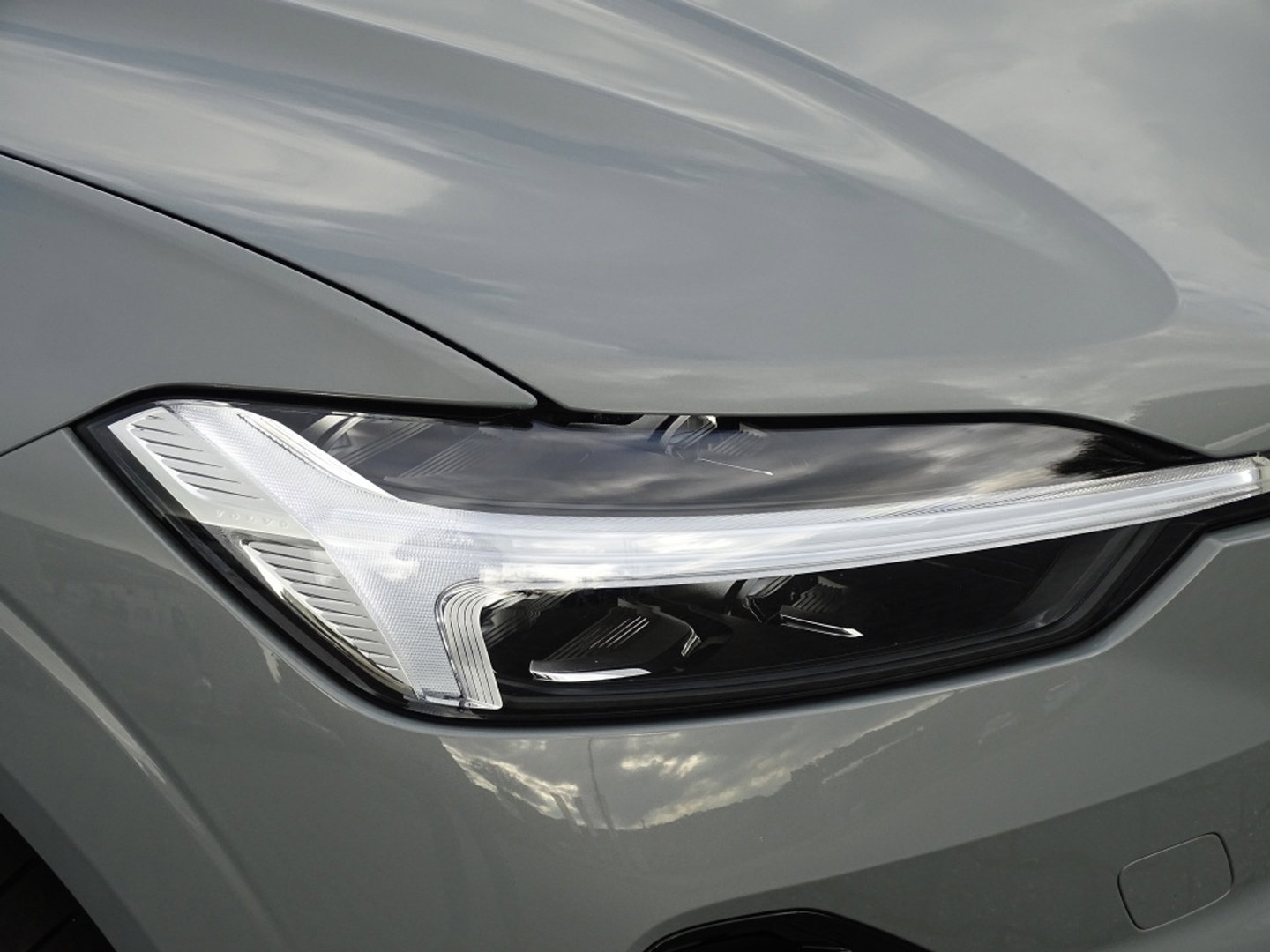 Volvo XC60 T6 357PK AWD / Heico Ed. / 2025 / Head-Up / pano / 360° / NAP