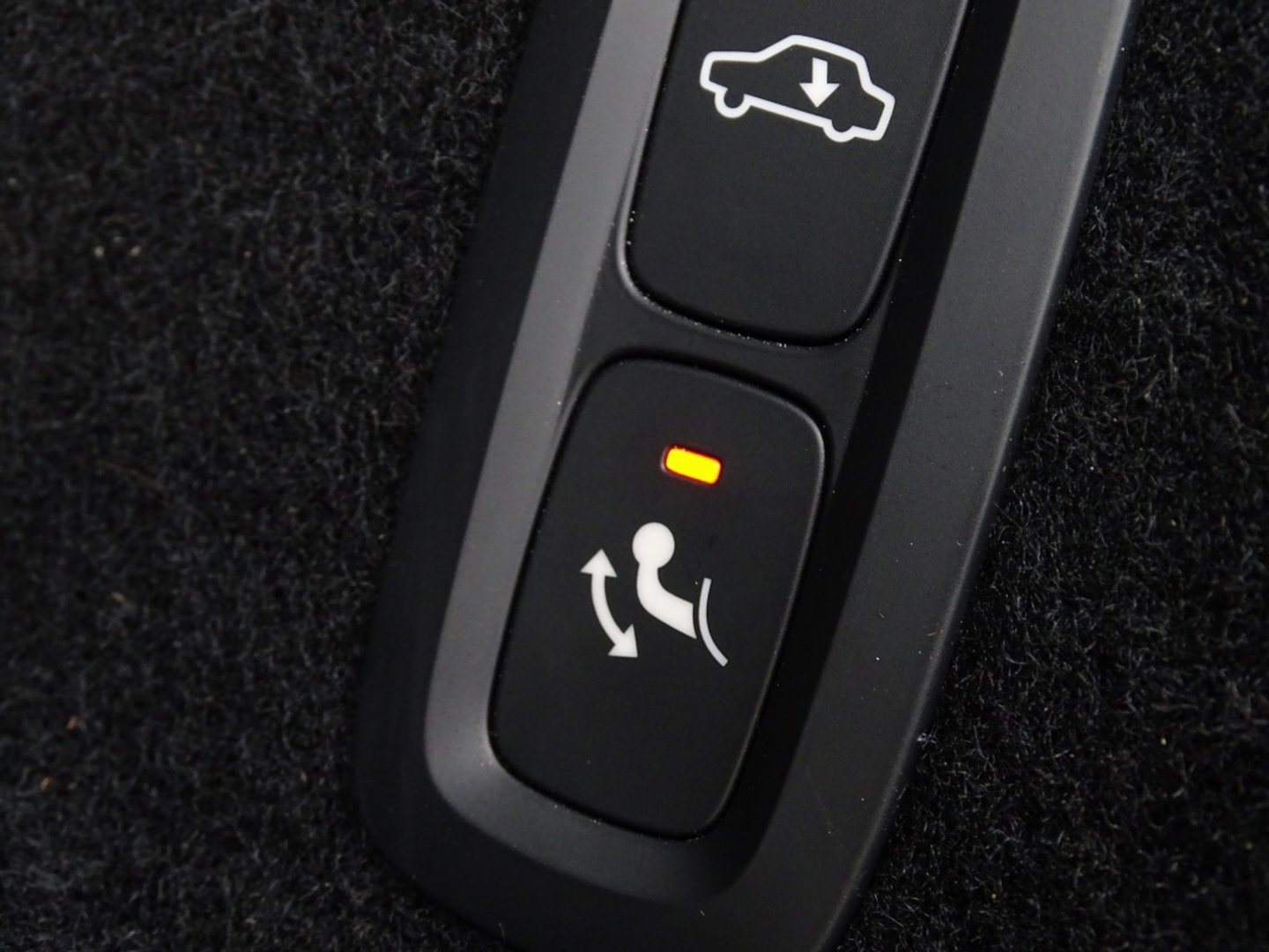 Volvo XC60 T6 357PK AWD / Heico Ed. / 2025 / Head-Up / pano / 360° / NAP