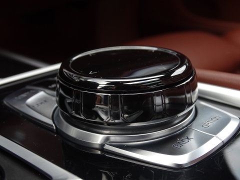 BMW 7 Serie 740e Lang 326PK / VIP / Bowers & Wilkins / Skylounge / *NAP*