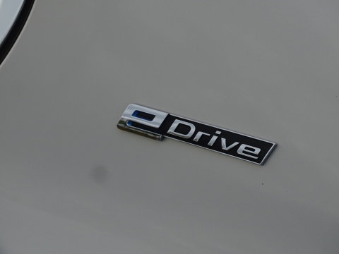 BMW 7 Serie 740e Lang 326PK / VIP / Bowers & Wilkins / Skylounge / *NAP*