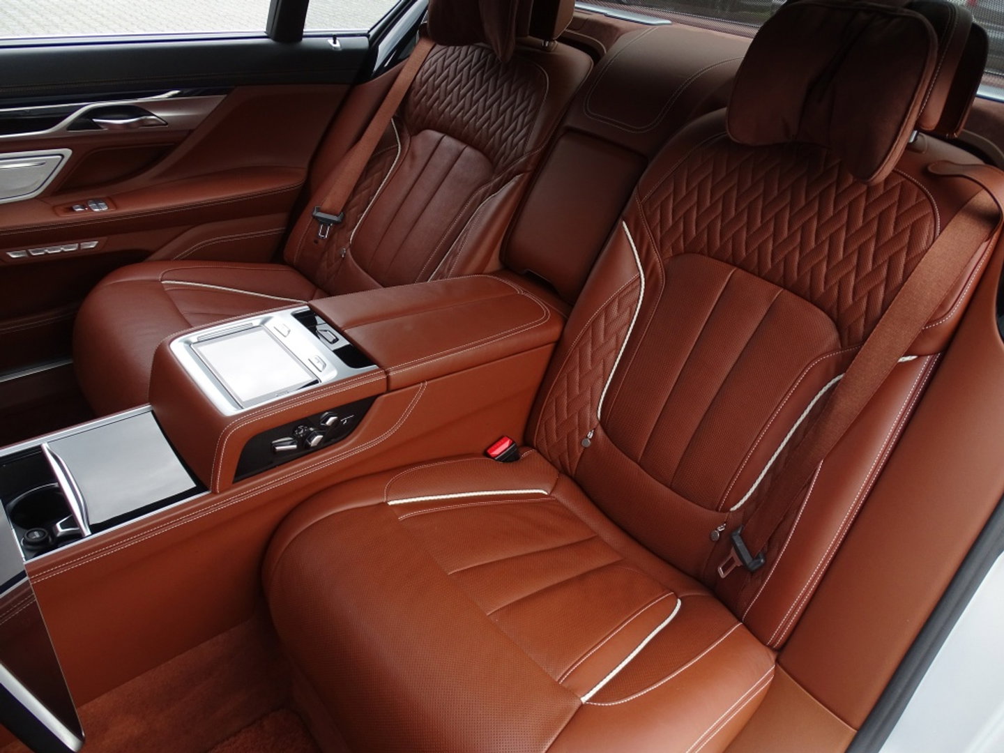 BMW 7 Serie 740e Lang 326PK / VIP / Bowers & Wilkins / Skylounge / *NAP*