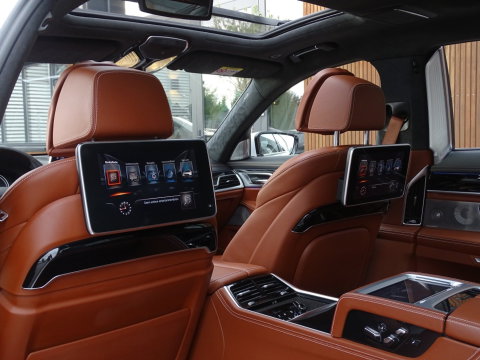 BMW 7 Serie 740e Lang 326PK / VIP / Bowers & Wilkins / Skylounge / *NAP*