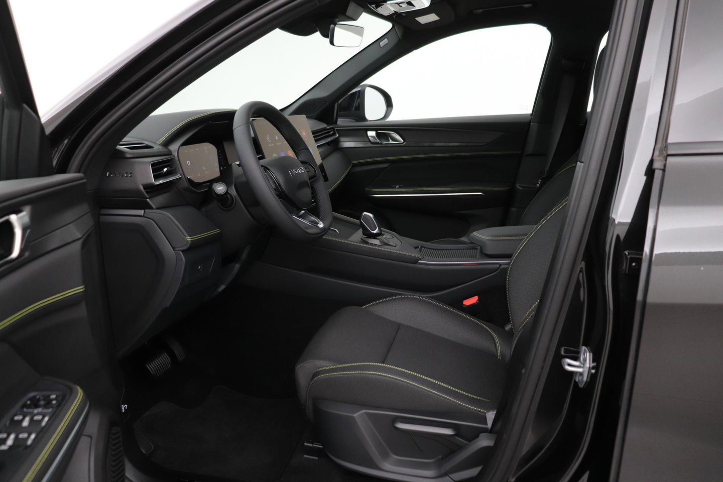 Lynk & Co 01 Lynk&co 1.5 Core | ACC | Camera | Carplay | 19 inch | LED | Draadloos opladen