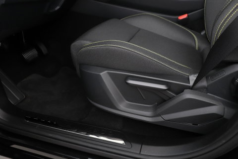 Lynk & Co 01 Lynk&co 1.5 Core | ACC | Camera | Carplay | 19 inch | LED | Draadloos opladen
