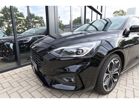Ford Focus 1.5 EcoBoost Vignale PANO B&O HUB VOL