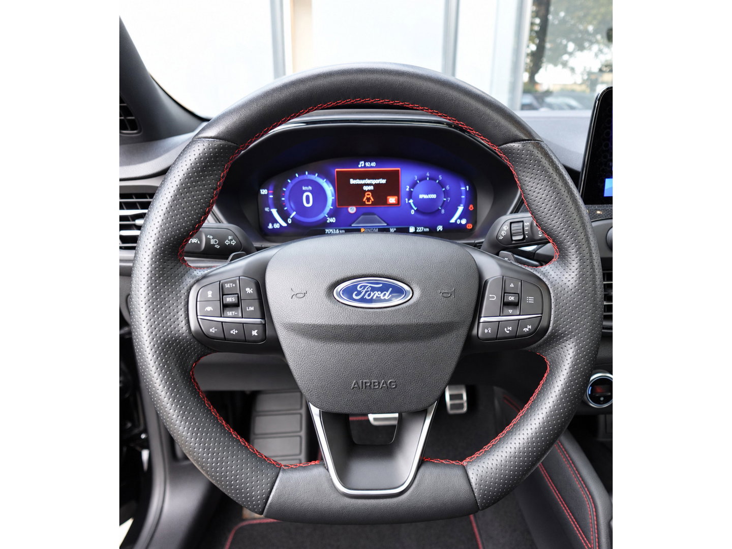 Ford Focus 1.5 EcoBoost Vignale PANO B&O HUB VOL