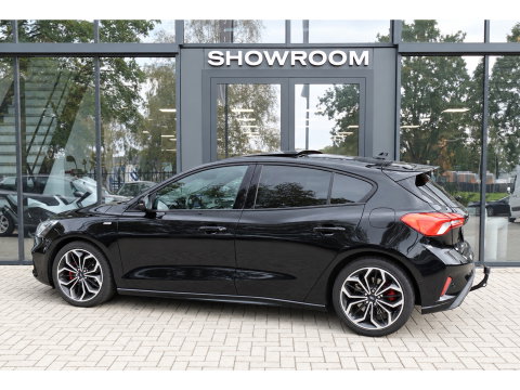 Ford Focus 1.5 EcoBoost Vignale PANO B&O HUB VOL