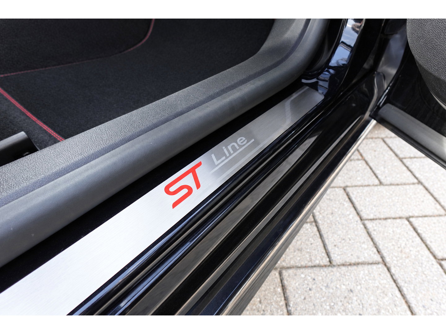 Ford Focus 1.5 EcoBoost Vignale PANO B&O HUB VOL