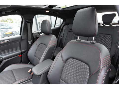 Ford Focus 1.5 EcoBoost Vignale PANO B&O HUB VOL