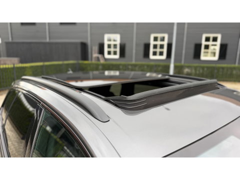 Volkswagen Touareg 3.0 TSi eHybrid 4MOTION R-Line Panoramadak leer Camera Electr.Trekhaak