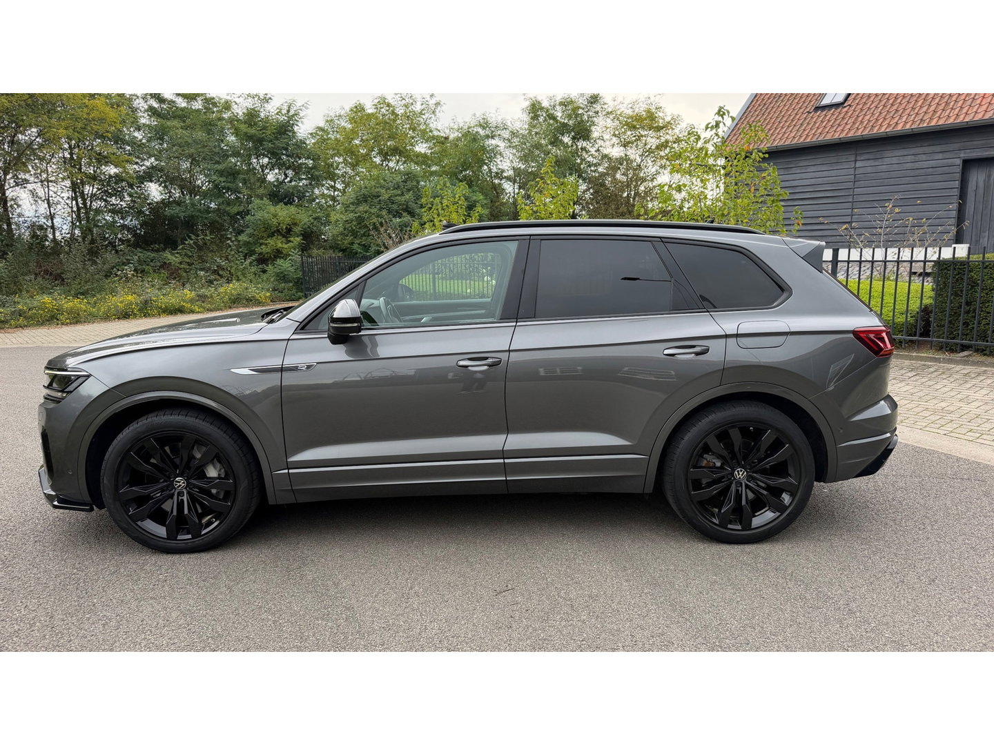 Volkswagen Touareg 3.0 TSi eHybrid 4MOTION R-Line Panoramadak leer Camera Electr.Trekhaak