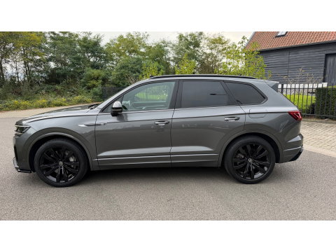 Volkswagen Touareg 3.0 TSi eHybrid 4MOTION R-Line Panoramadak leer Camera Electr.Trekhaak