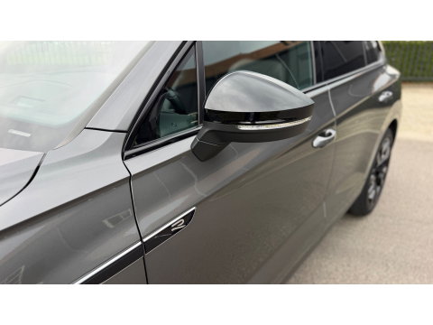 Volkswagen Touareg 3.0 TSi eHybrid 4MOTION R-Line Panoramadak leer Camera Electr.Trekhaak