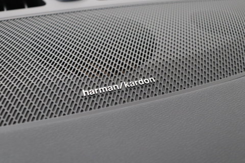 Volvo XC40 2.0 B3 Plus Black Edition | Harman/Kardon | ACC | 360° Camera | BLIS | Keyless | Stoel+Stuurverwarming | 20 Inch
