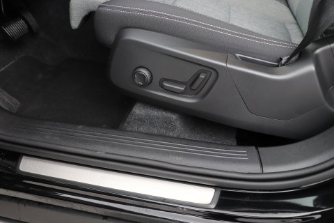 Volvo XC40 2.0 B3 Plus Black Edition | Harman/Kardon | ACC | 360° Camera | BLIS | Keyless | Stoel+Stuurverwarming | 20 Inch
