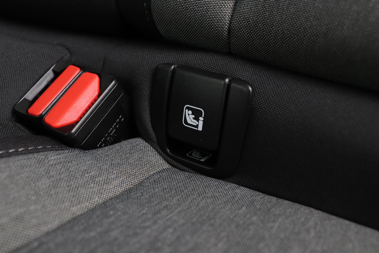 Volvo XC40 2.0 B3 Plus Black Edition | Harman/Kardon | ACC | 360° Camera | BLIS | Keyless | Stoel+Stuurverwarming | 20 Inch