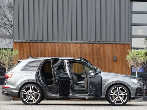 Audi Q7 55 TFSIe 381PK S-Edition / B&O / ACC / Head-Up / 2024 / BTW / 360°