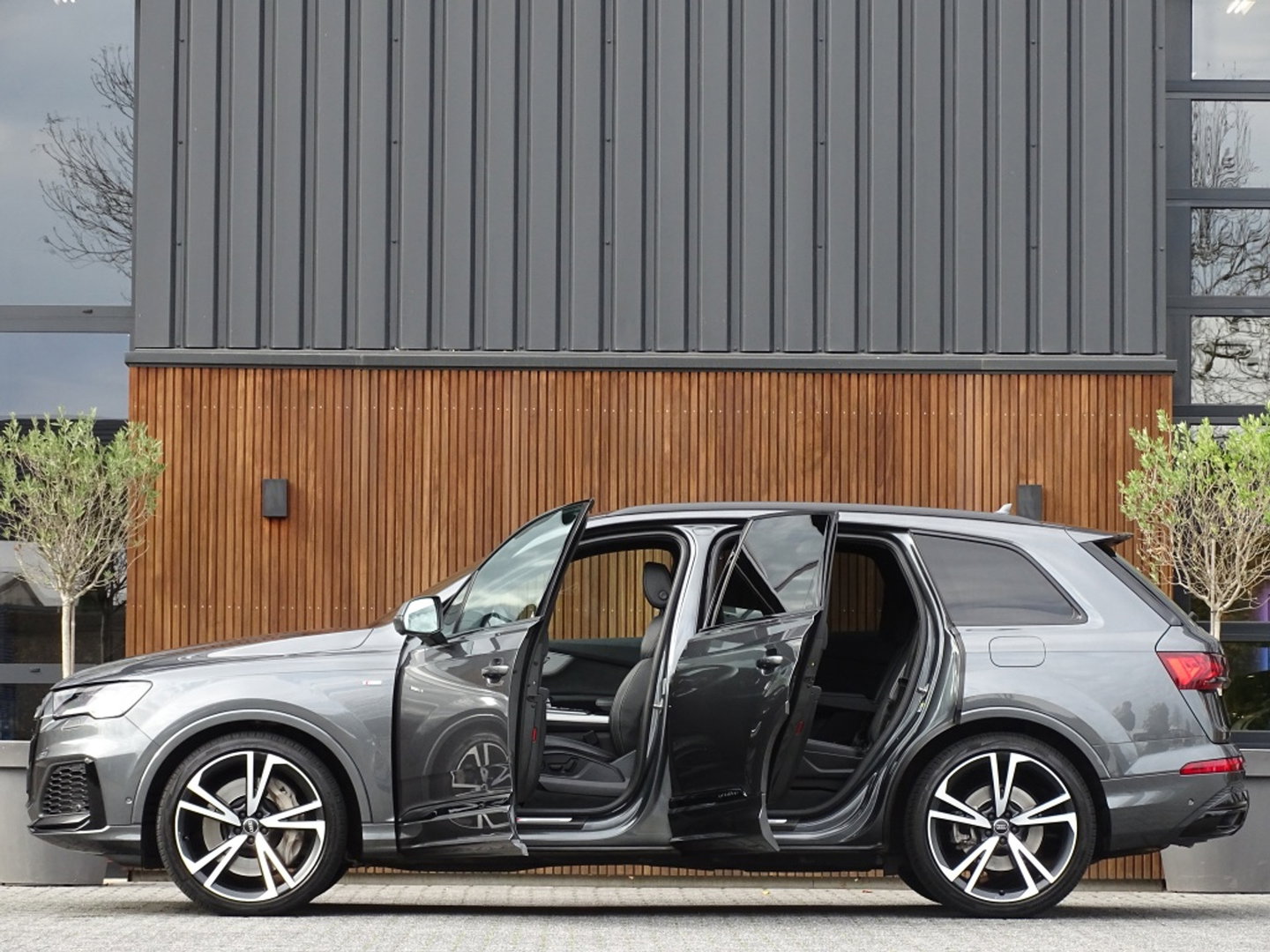 Audi Q7 55 TFSIe 381PK S-Edition / B&O / ACC / Head-Up / 2024 / BTW / 360°