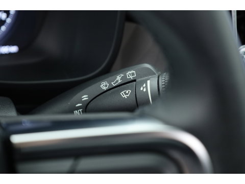 Volvo XC40 1.5 T4 Plug-in hybrid Ultimate Bright | Pano-dak | 360 camera | Adap. Cruise |