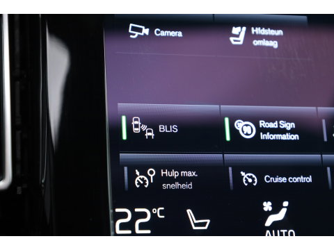 Volvo XC40 1.5 T4 Plug-in hybrid Ultimate Bright | Pano-dak | 360 camera | Adap. Cruise |