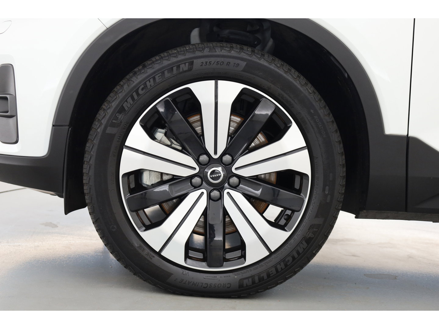 Volvo XC40 1.5 T4 Plug-in hybrid Ultimate Bright | Pano-dak | 360 camera | Adap. Cruise |
