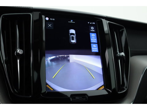Volvo XC60 2.0 T8 Plug-in hybrid AWD Ultimate Dark | Long Range | Trekhaak | 22 inch | Head-up | Pano-dak |