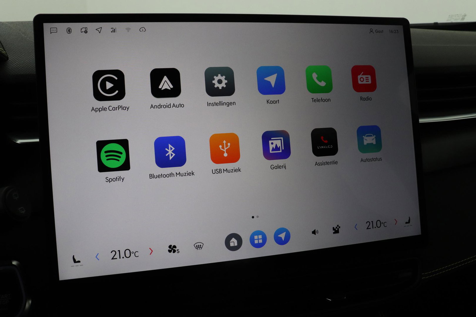 Lynk & Co 01 Lynk&co 1.5 Core | ACC | Camera | Carplay | 19 inch | LED | Draadloos opladen