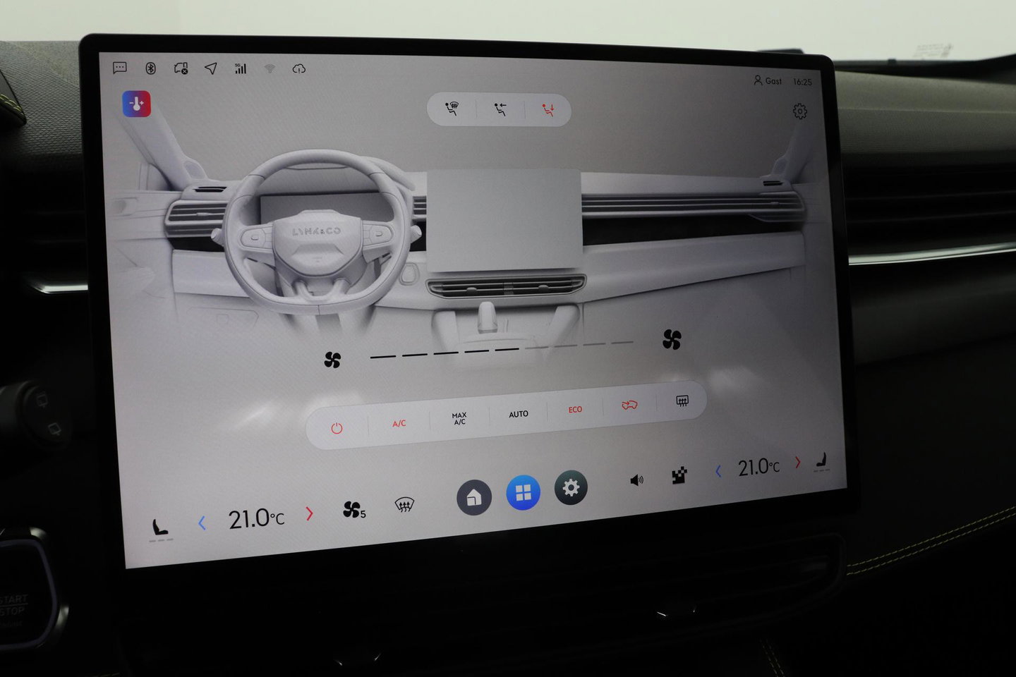 Lynk & Co 01 Lynk&co 1.5 Core | ACC | Camera | Carplay | 19 inch | LED | Draadloos opladen