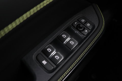 Lynk & Co 01 Lynk&co 1.5 Core | ACC | Camera | Carplay | 19 inch | LED | Draadloos opladen