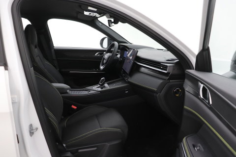 Lynk & Co 01 Lynk&co 1.5 Core | ACC | Camera | Carplay | 19 inch | LED | Draadloos opladen
