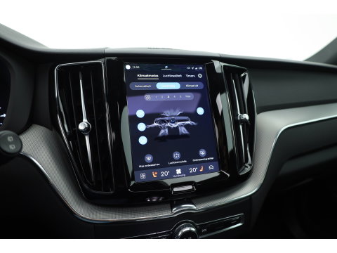 Volvo XC60 2.0 T8 Plug-in hybrid AWD Ultimate Dark | Luchtvering | 100% soh | 360 camera | 21 inch | H&K Audio |