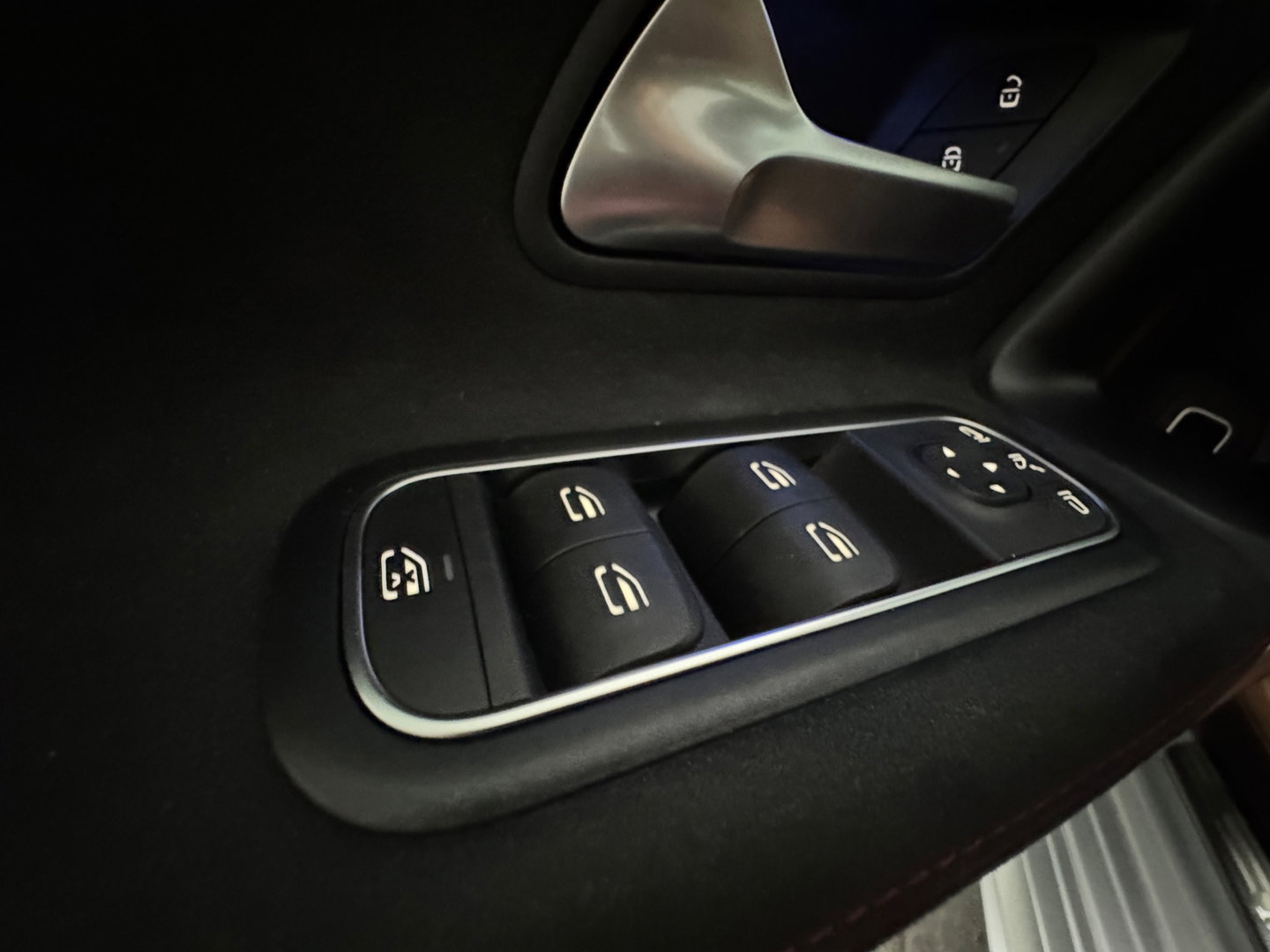 Mercedes-Benz CLA-Klasse 250 e AMG Pano|Keyless|Memory|Sfeer|BlindSpot