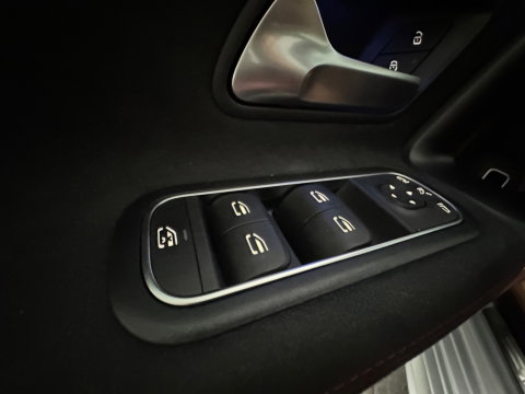 Mercedes-Benz CLA-Klasse 250 e AMG Pano|Keyless|Memory|Sfeer|BlindSpot
