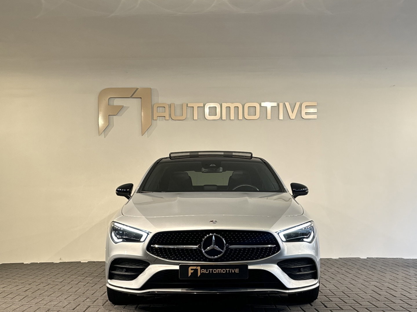 Mercedes-Benz CLA-Klasse 250 e AMG Pano|Keyless|Memory|Sfeer|BlindSpot