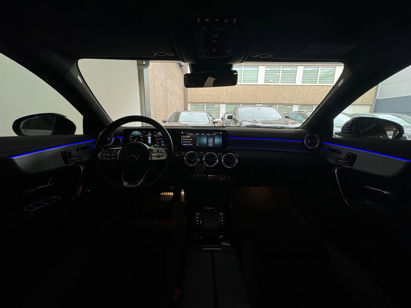 Mercedes-Benz CLA-Klasse 250 e AMG Pano|Keyless|Memory|Sfeer|BlindSpot