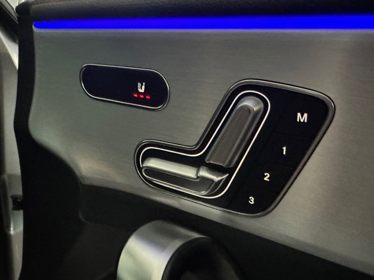 Mercedes-Benz CLA-Klasse 250 e AMG Pano|Keyless|Memory|Sfeer|BlindSpot