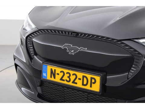 Ford Mustang Mach-E RWD 75 kWh | Rijklaar! | SOH 92% | B&O Audio | Leder |  360cam | Afn. Trekhaak | Adapt. Cruise