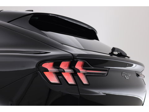 Ford Mustang Mach-E RWD 75 kWh | Rijklaar! | SOH 92% | B&O Audio | Leder |  360cam | Afn. Trekhaak | Adapt. Cruise