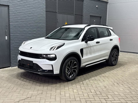 Lynk & Co 01 Lynk&co 1.5 Core | ACC | Camera | Carplay | 19 inch | LED | Draadloos opladen